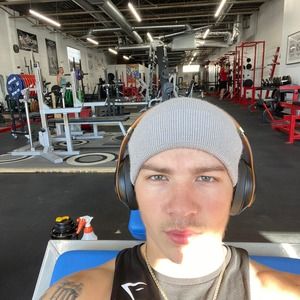 Meet your Posher, Zach